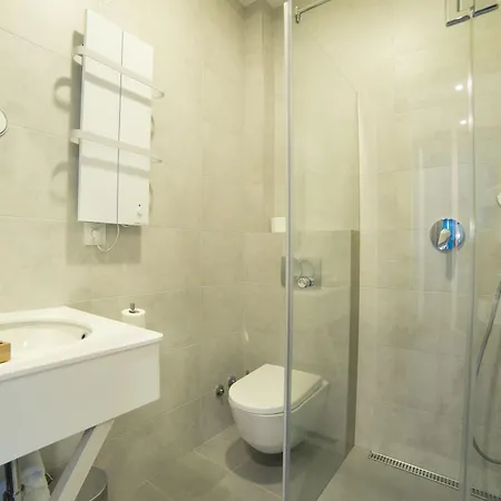 城市栖息地现代舒适套房旅馆 招待所 贝尔格莱德