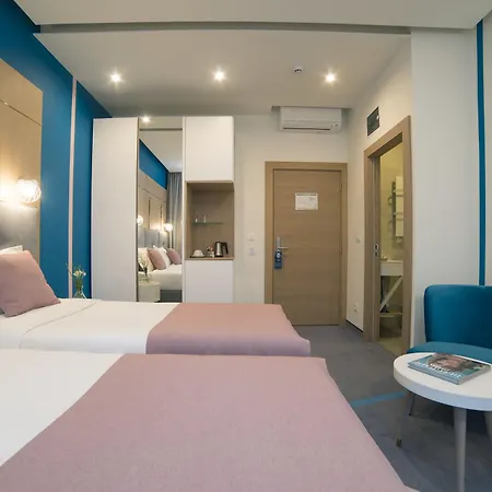 Nest Modern & Cozy 4*