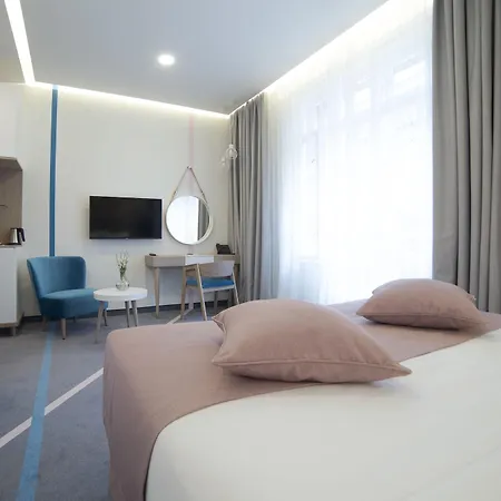 Guest house Nest Modern & Cozy 4*
