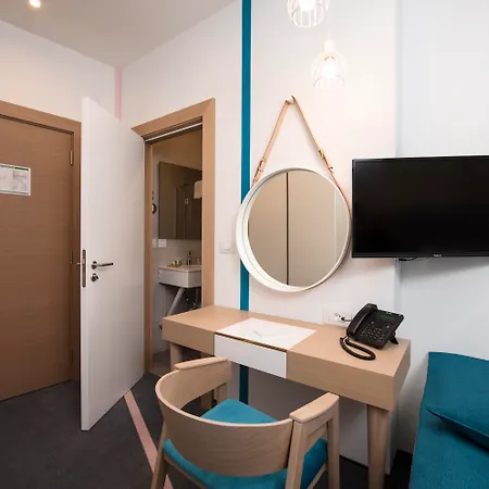 Nest Modern & Cozy 4*