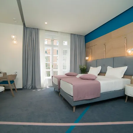 Nest Modern & Cozy Guest house
