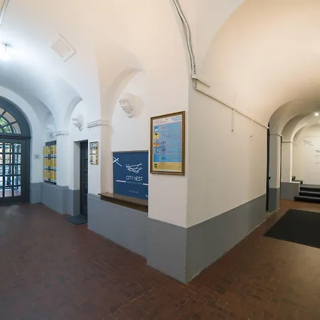 Nest Modern & Cozy Guest house